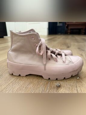 Chuck Taylor lugged hi platform monochromatic